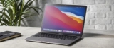 : Apple   MacBook Pro   M2  .      Touch Bar